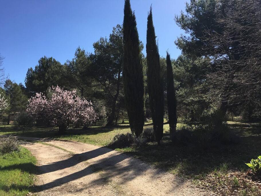 Apartamento Le Domaine De Gaia Aix-en-Provence Exterior foto